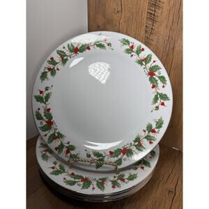 4 China Pearl Noel Holly & Berries Dinner Plates Gold Edge Holiday Christmas